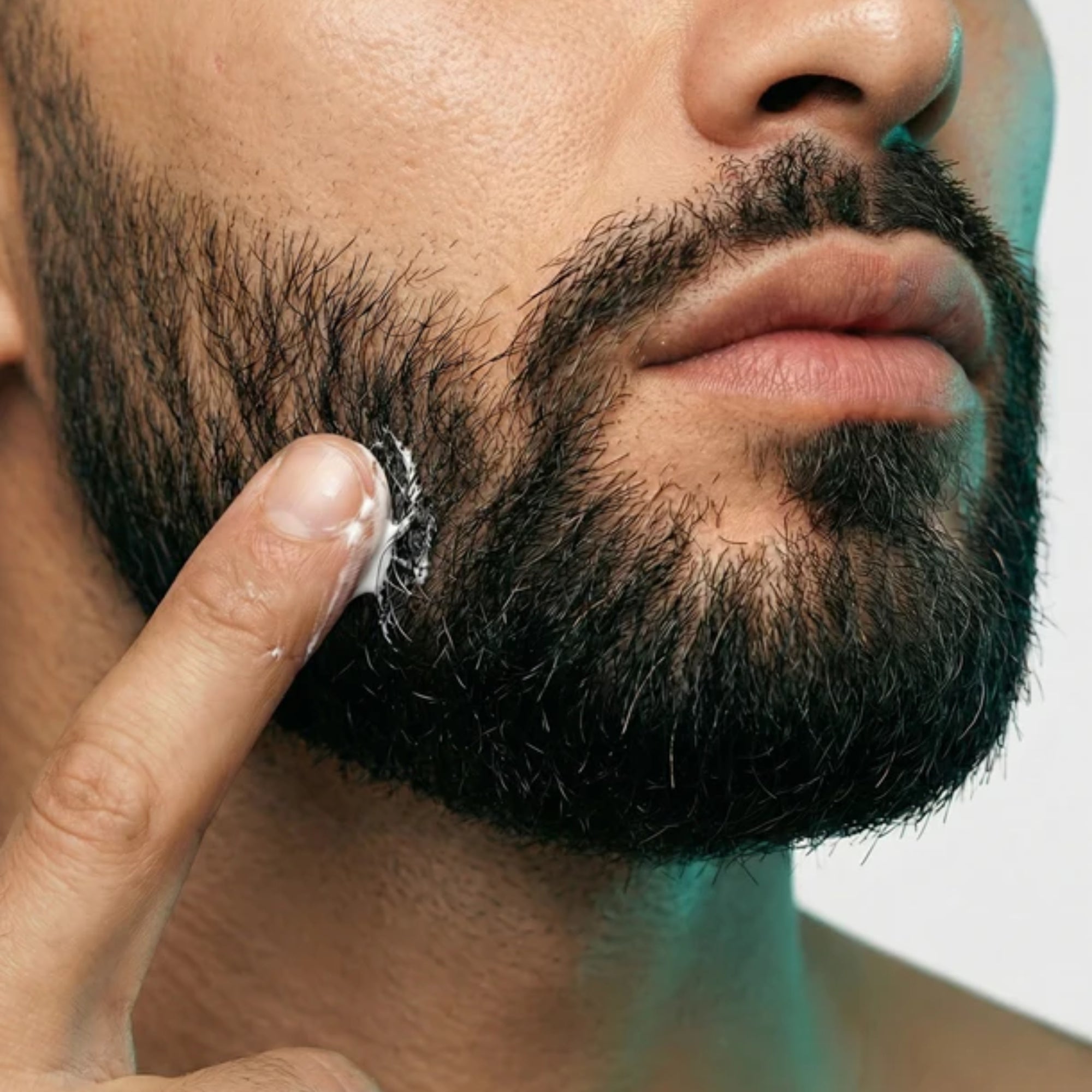 Bálsamo para Crecimiento de Barba Ultra Potente